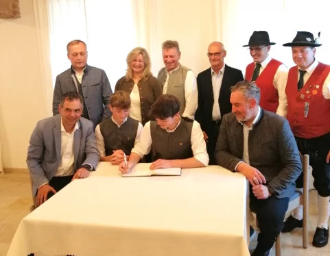 Ehrung für Lukas Berger